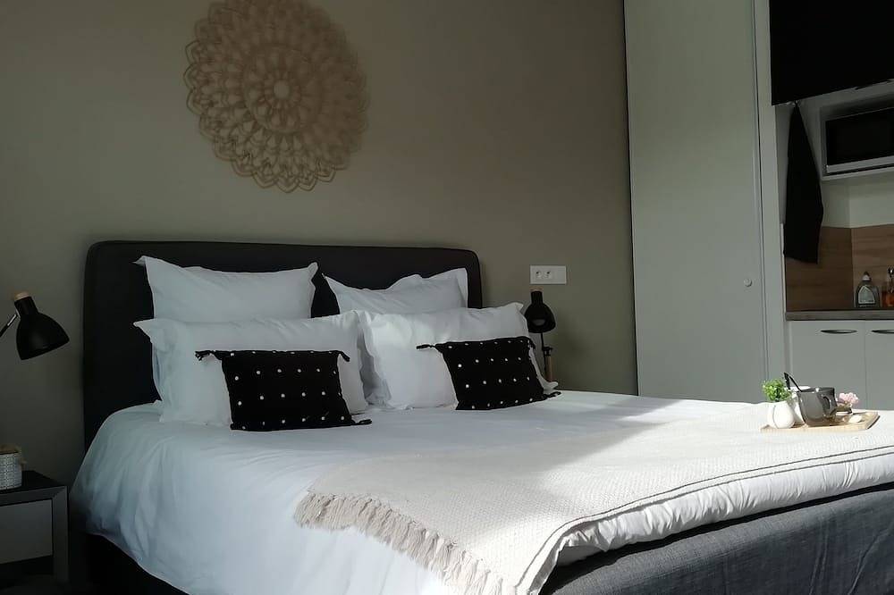 Apartamento entero, Estudio apartotel, terraza, piscina, parking Aix en Pce - clasificado 3 estrellas in Éguilles, Region de Aix-en-Provence