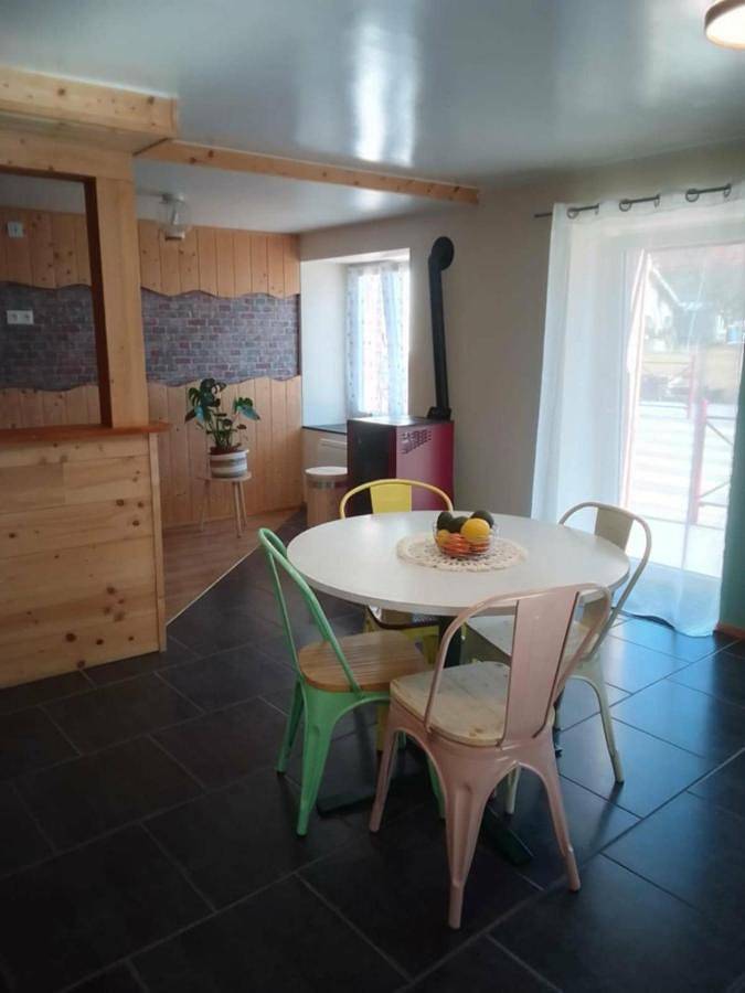 Appartement entier, L'atelier des couleurs in Vagney, Parc naturel régional des Ballons des Vosges