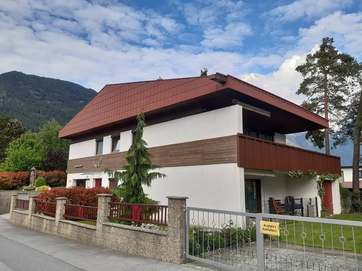 Ferienwohnung für 4 Personen, mit Balkon und Terrasse in Sautens