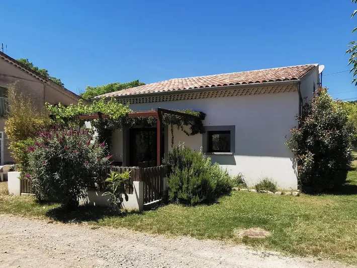 Ferienhaus für 6 Personen, mit Terrasse und Garten - 1