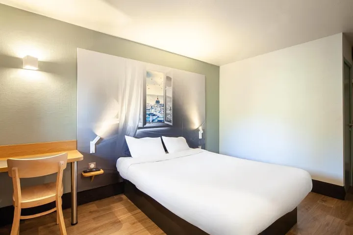 Hotel für 2 Personen - 1