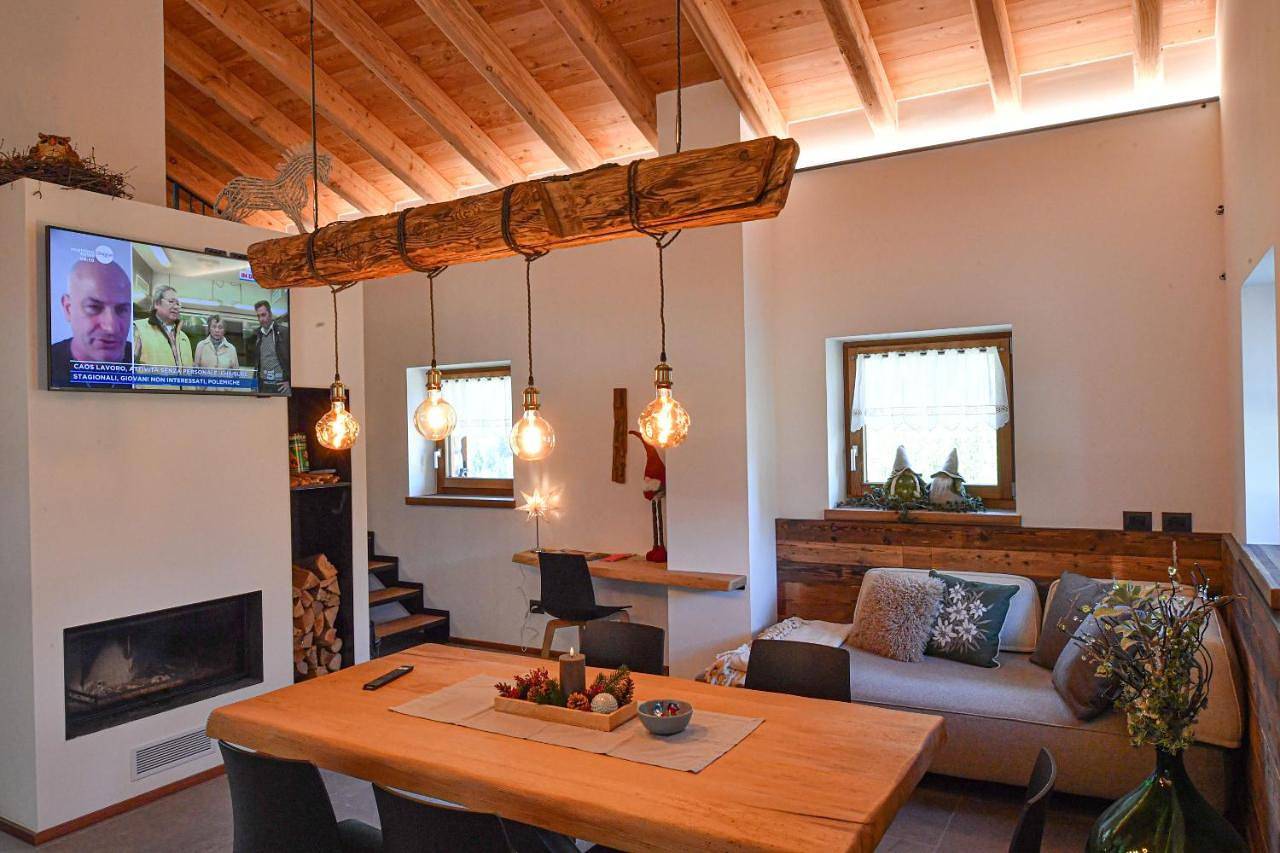 Chalet Cirmolo - Chalet Maso Vecchio immerso nell'Altopiano del Tesino, Trentino in Castello Tesino, Valsugana