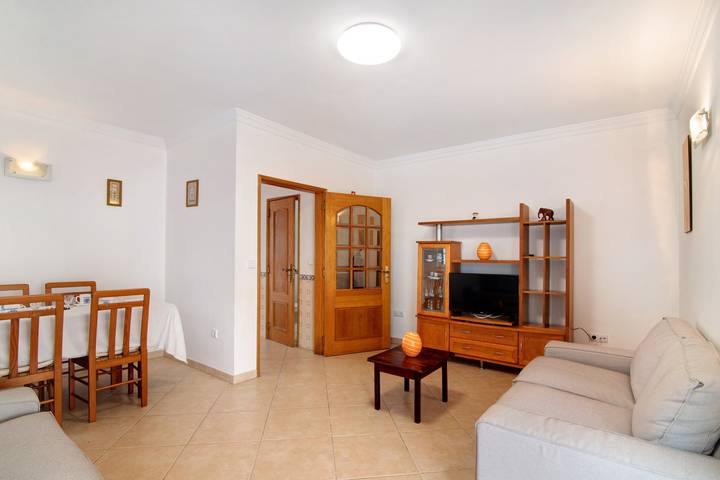 Casa de férias 'Moradia Altura' com terraço privado e varanda in Altura, Distrito de Faro