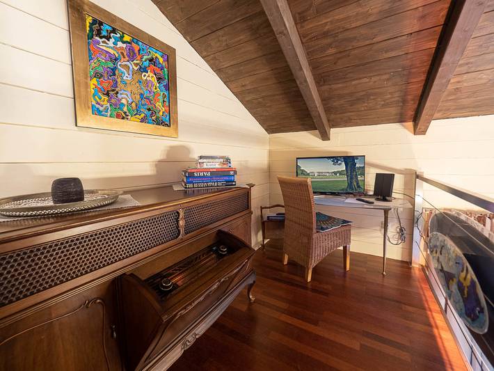 Ganze Ferienwohnung, Kunst im Loft - Ferienwohnung Kunst im Loft 54 qm, für 1-2 Personen mit Terrasse in Seeon, Seebruck