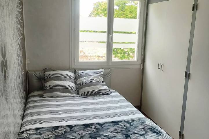 Location de vacances pour 6 personnes, avec jardin à La Jarrie - 4