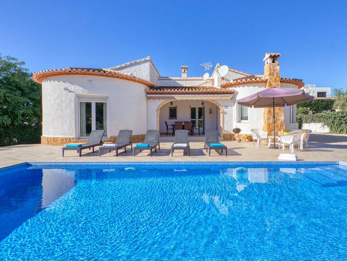 Casa vacanza per 6 persone, con giardino e terrazza - 1