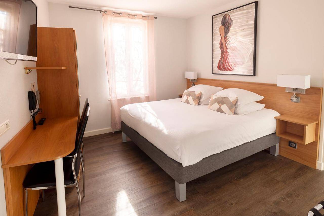 Hotel De Paris Jaligny in Jaligny-sur-Besbre, Région de Vichy
