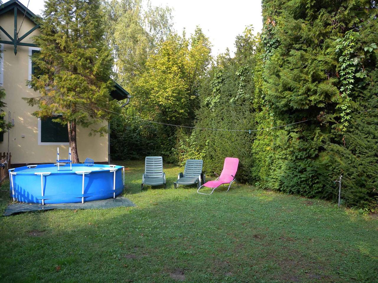 Ferienhaus mit 2 Terrassen und Pool in der Nähe vom Strand  in Balatonmariafürdö, Plattensee Südufer