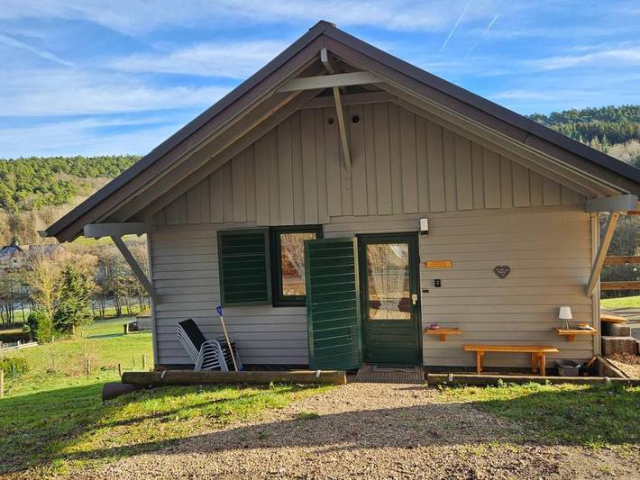 Ferienwohnung für 5 Personen, mit Terrasse und Garten sowie Ausblick in Kall