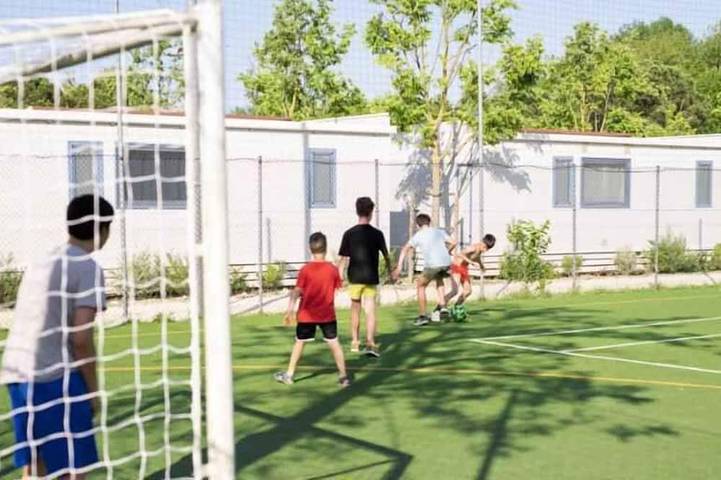 Mobil-home avec climatisation et véranda en bois in Cesenatico, Province de Forlì-Cesena