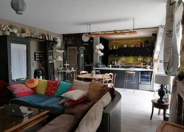 Chambre d’hôte pour 2 personnes, avec terrasse à La Celle-sous-Gouzon