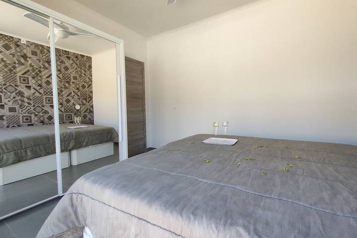 Location de vacances pour 6 personnes, avec terrasse dans São Bartolomeu de Messines - 3