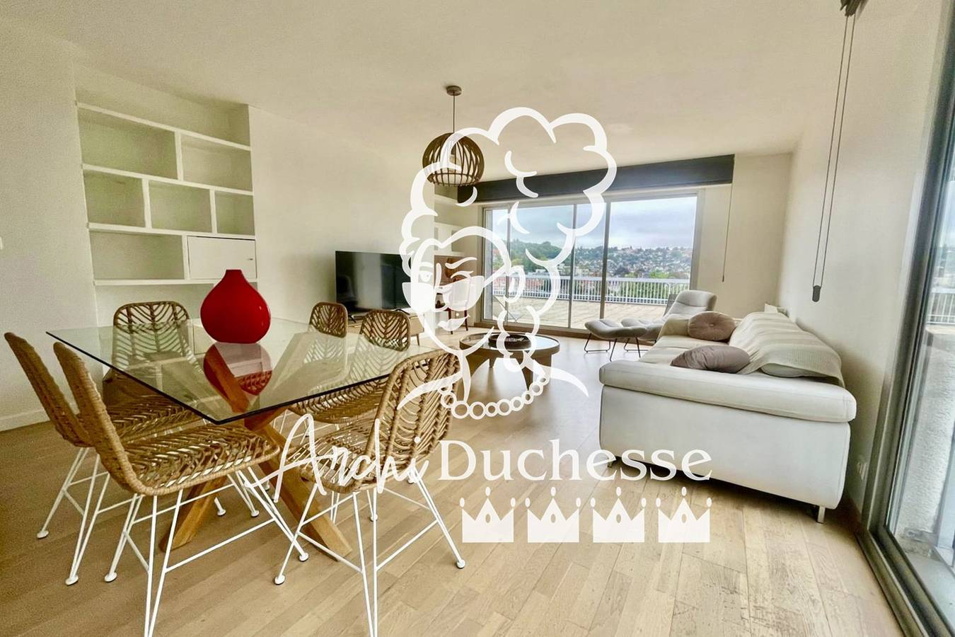 Appartement entier, Le Papillon,  F3 moderne avec terrasse et parking in Mont-Saint-Aignan, Région de Rouen