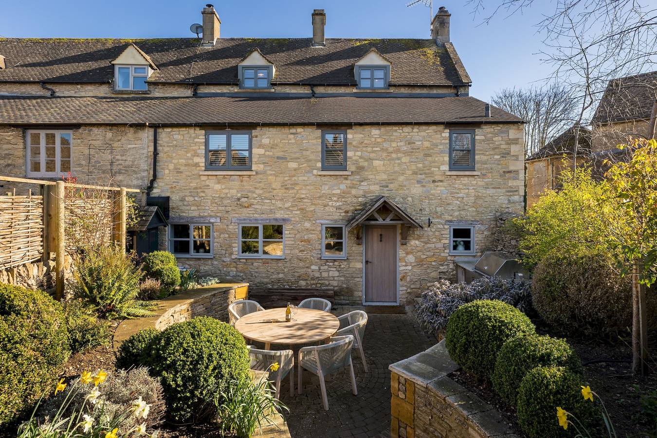 Grade Ii Listed Townhouse | Garden | Parking - Pass the Keys in Stow-on-the-Wold, Gloucestershire