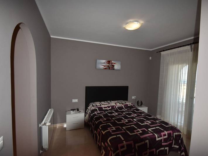 Casa rural para 8 personas, con terraza y piscina, Se admiten mascotas en Ráfol de Almunia - 3