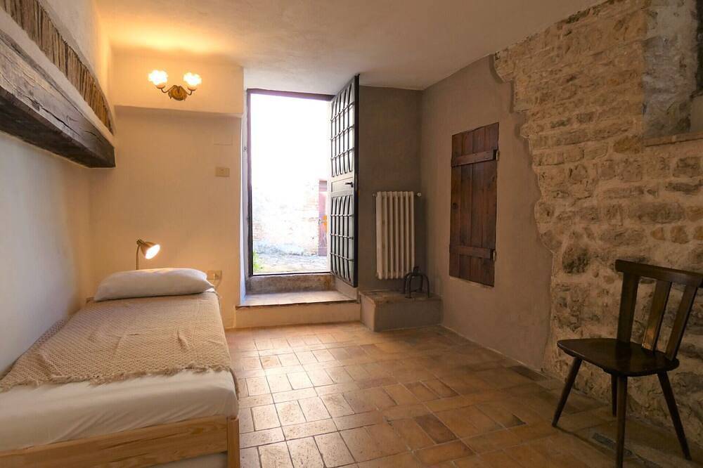 Apartamento entero, Scappo in Umbria, L'affaccio sul vicolo in Amelia (desambiguación), Provincia de Terni