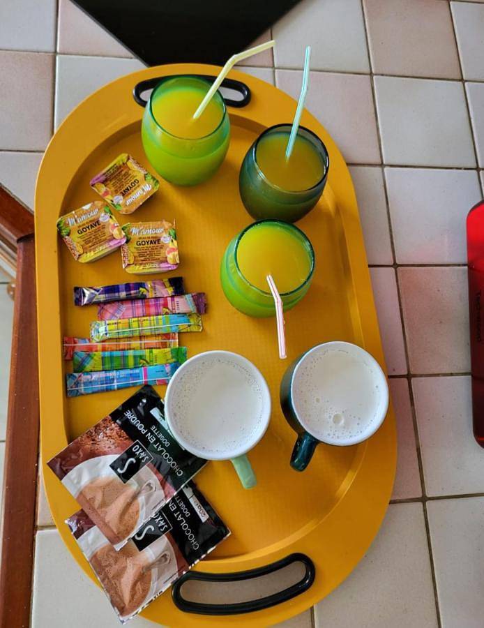 Gîte pour 4 personnes, avec balcon ainsi que jacuzzi et jardin à Terre-de-Bas - 2