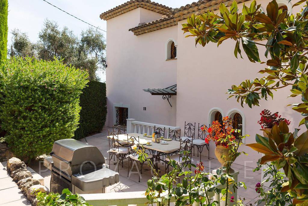 Holiday house with pool in Mougins in Mougins, Region de Cannes