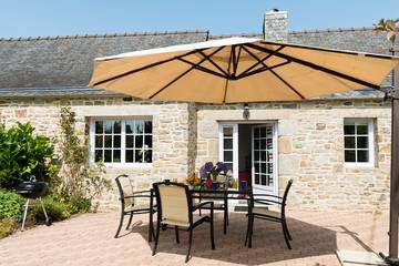 Gîte pour 4 personnes, avec terrasse et jardin à Plouguerneau