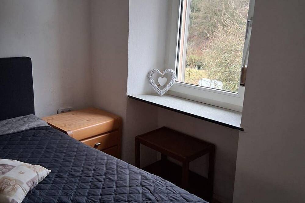 Ganze Wohnung, Ferienwohnung Kyllburg - 2-Bett-Ferienwohnung Dusche/Wc, für 1-3 Personen in Kyllburg, Eifelkreis Bitburg-Prüm
