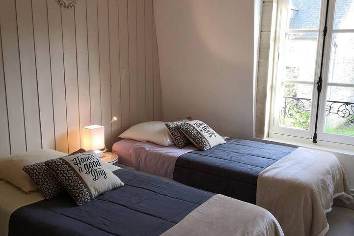 Gîte pour 8 personnes, avec jardin à Magny-en-Bessin - 4