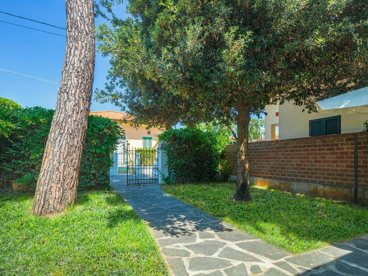 Anita - Anita 330.1 in Marina di Pietrasanta, Pietrasanta