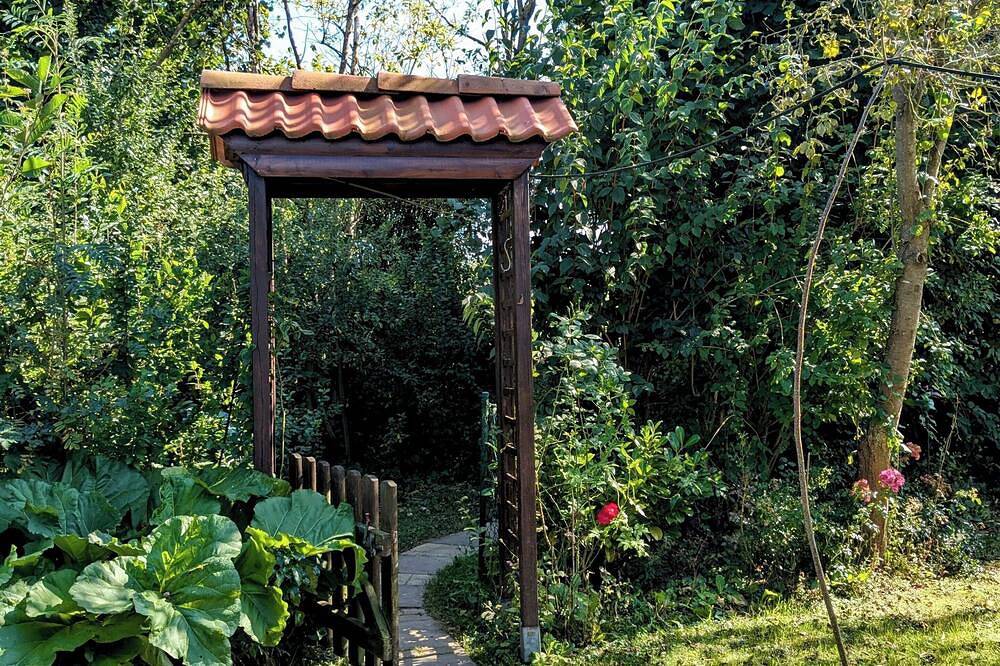 Ganze Wohnung, Fewo Herkulesblick - Ruhige Ferienwohnung mit viel Platz, Garten und Terrasse in Melsungen, Schwalm-Eder-Kreis