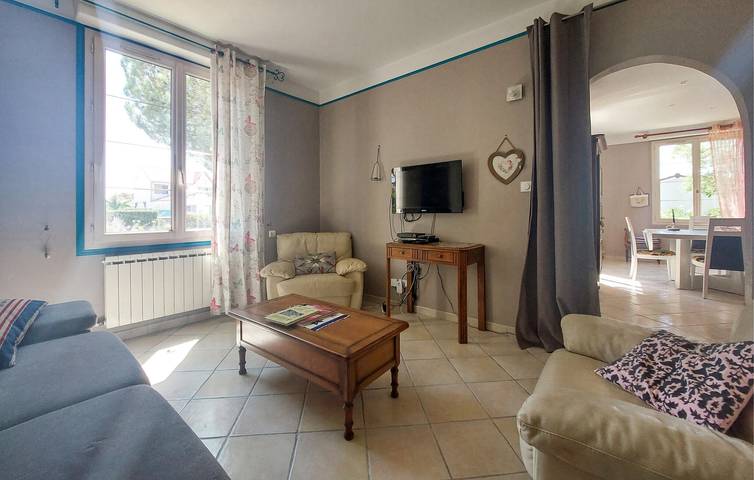 Amplio apartamento de 2 dormitorios con jardín, wifi y aparcamiento, a 800 m de la playa in Châtelaillon-Plage, Región de La Rochelle