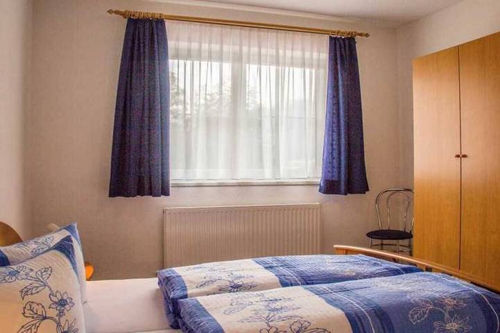Ganze Wohnung, Haus Riedmüller Alexandra (WLan- Skidepod Gratis) - Ferienwohnung 1 in Jerzens, Bezirk Imst