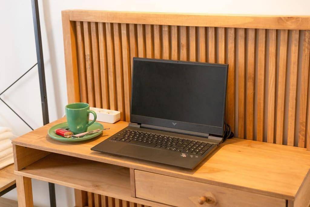 Appartement entier, One-Bedroom Apartment in Le Chesnay, Yvelines