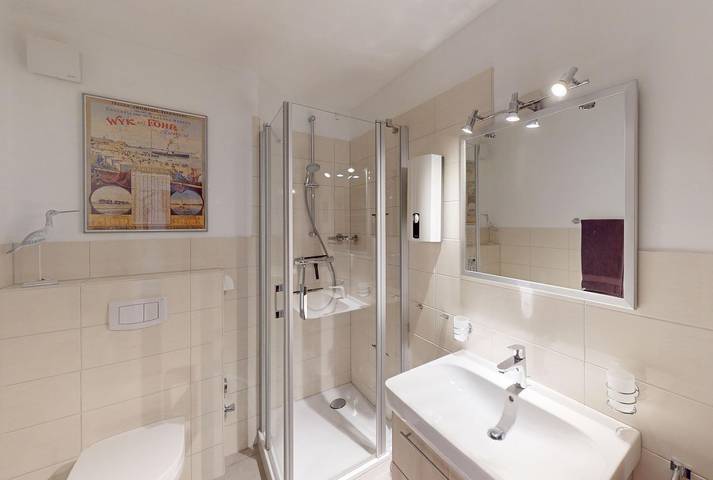 Ferienwohnung für 2 Personen, mit Balkon und Pool sowie Sauna und Seeblick, mit Haustier in Wrixum - 4