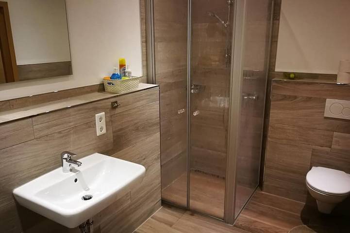 Ganze Wohnung, Gemütliches Appartment (35qm) mit Balkon in Altmannstein, Altmühltal