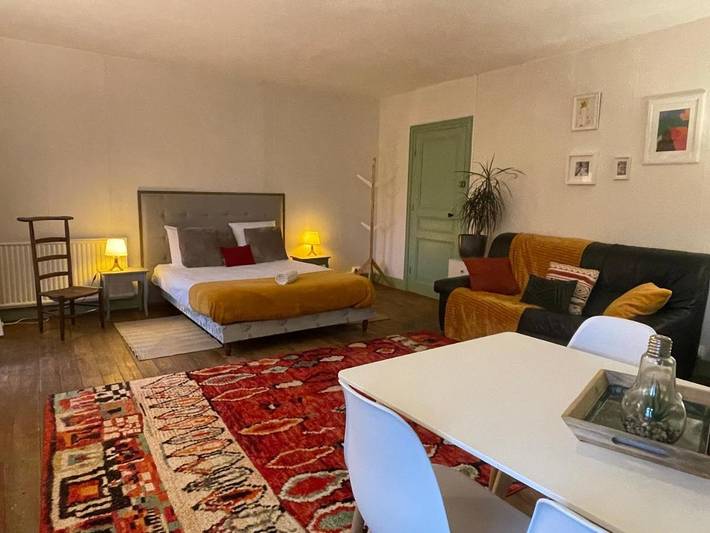 Gîte pour 2 personnes, avec jardin et vue dans Passins - 2