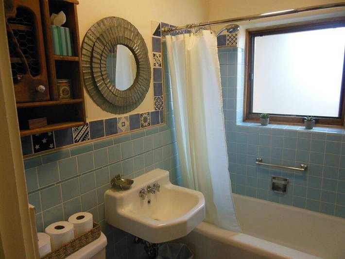 Vacation rental for 6 people, with terrace and yard, with pets in Taos