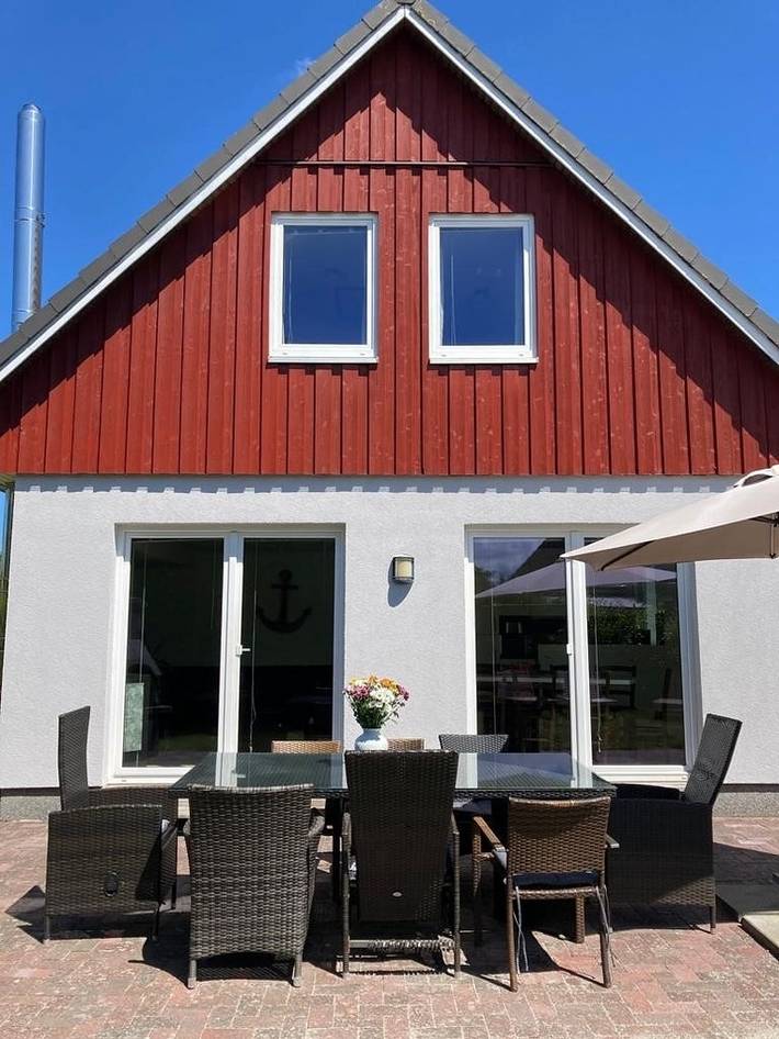 Ferienhaus für 10 Personen, mit Garten und Pool sowie Terrasse und Sauna in Grömitz - 2