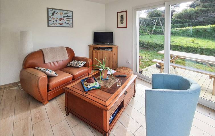 Location de vacances pour 6 personnes, avec terrasse et jardin, animaux acceptés à Trévou-Tréguignec - 4