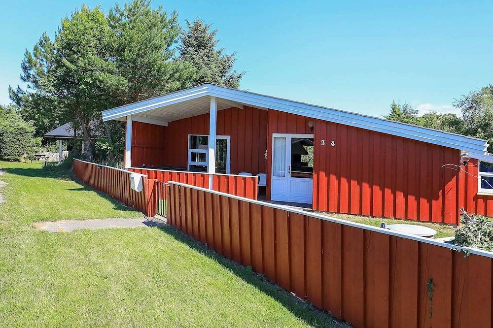 6 person holiday home in Bindslev in Tversted, Tannisbucht