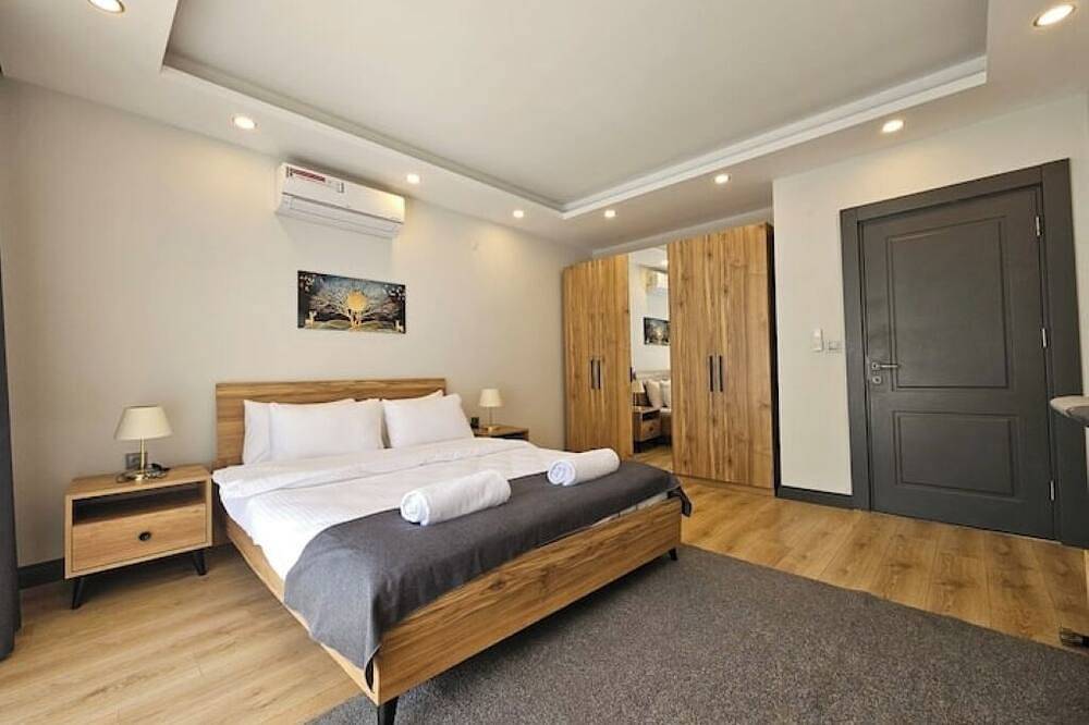 New Flat&Large Living Space(2-1) Near Lara Beach in Antalya, Antalya Province