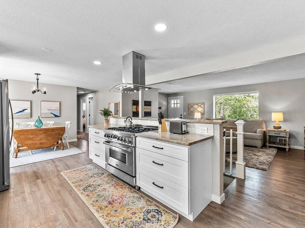 Spacious South Denver Ranch, 5 Bedroom, Perfect for Groups in Centennial, Arapahoe County