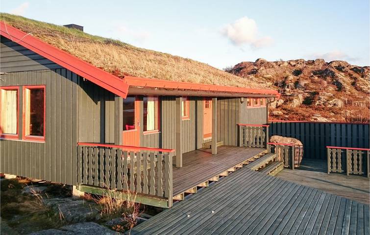 Ferienhaus für 8 Personen, mit Terrasse und Garten sowie Sauna und Ausblick in Nord-Norwegen - 3
