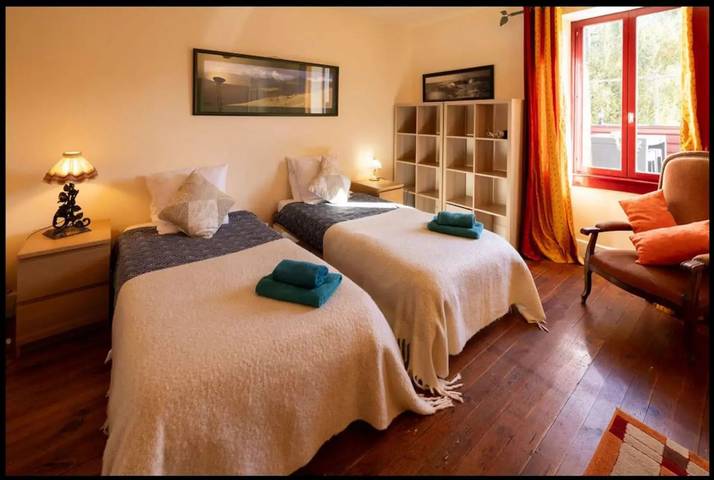 Villa in Gouttières — 350 m² mit Privatpool in Gouttières, Puy-de-Dôme