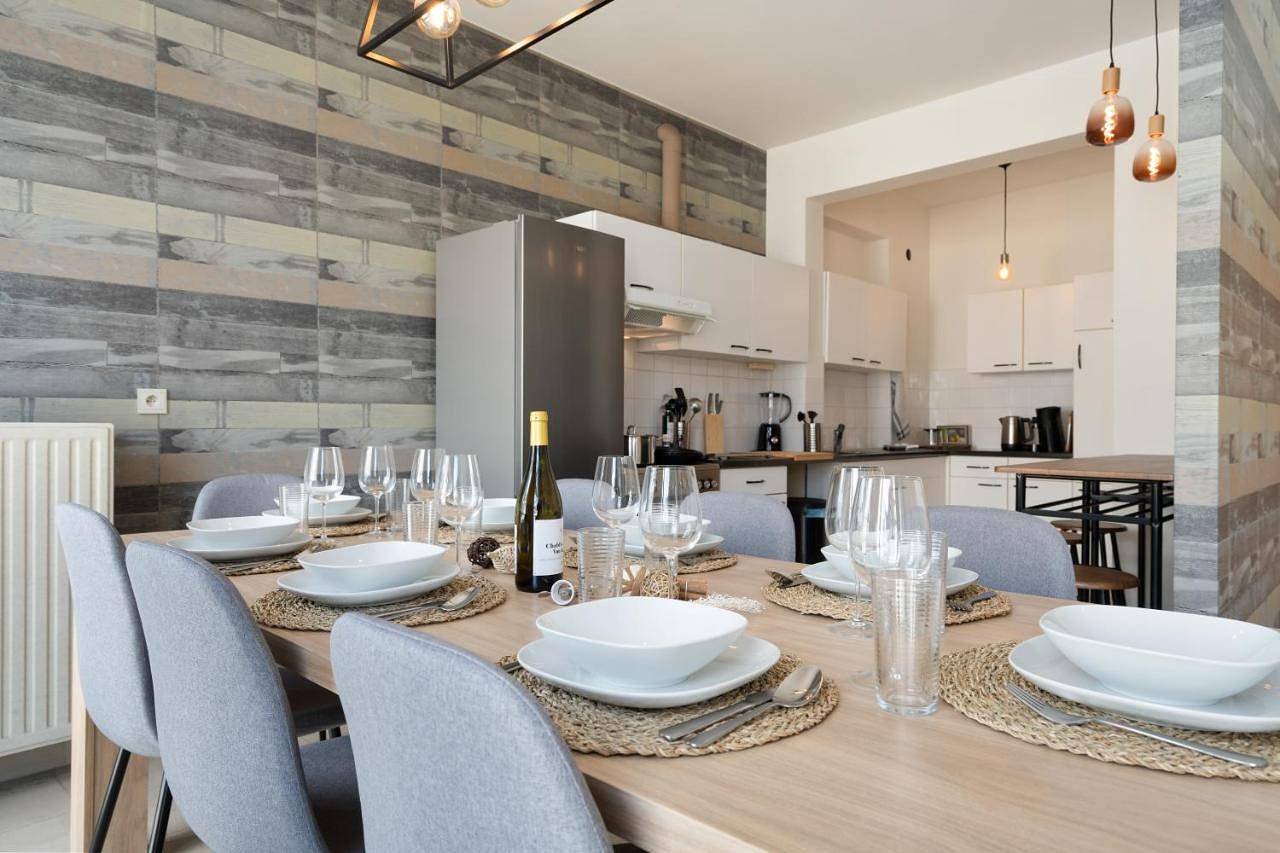 Appartement entier, Three-Bedroom Apartment in Hasselt, Région de Hasselt