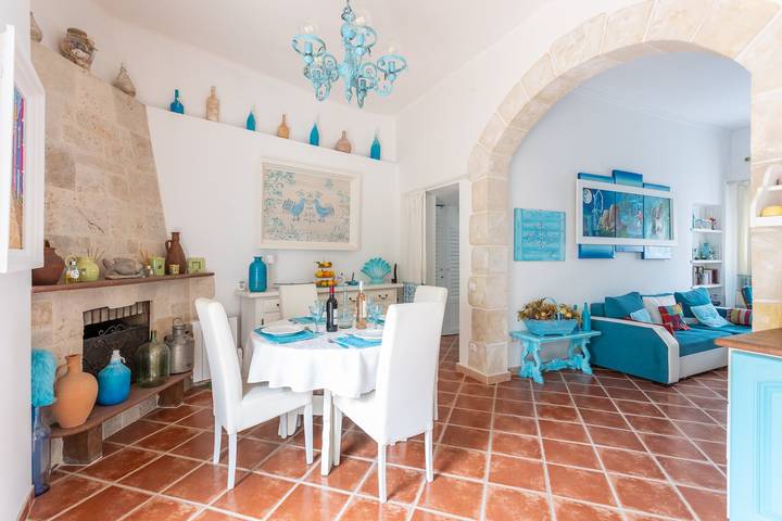 Holiday Home 'L'incanto Blu' with Private Terrace, Wi-Fi and Air Conditioning in Tresnuraghes, Planargia