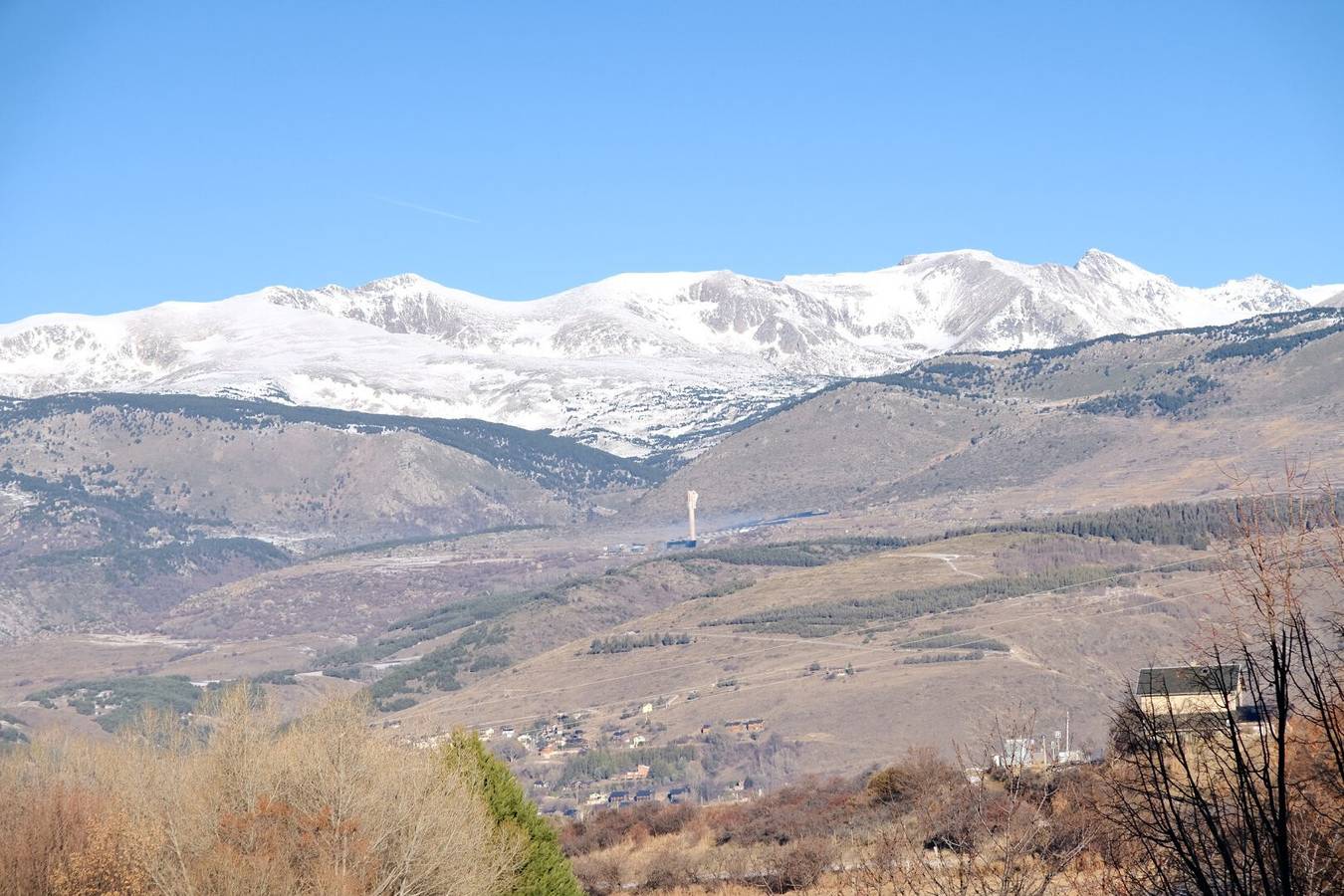 Entire apartment, New apartment, 5 beds – 8 km from the resorts in Err, Parc naturel régional des Pyrénées catalanes