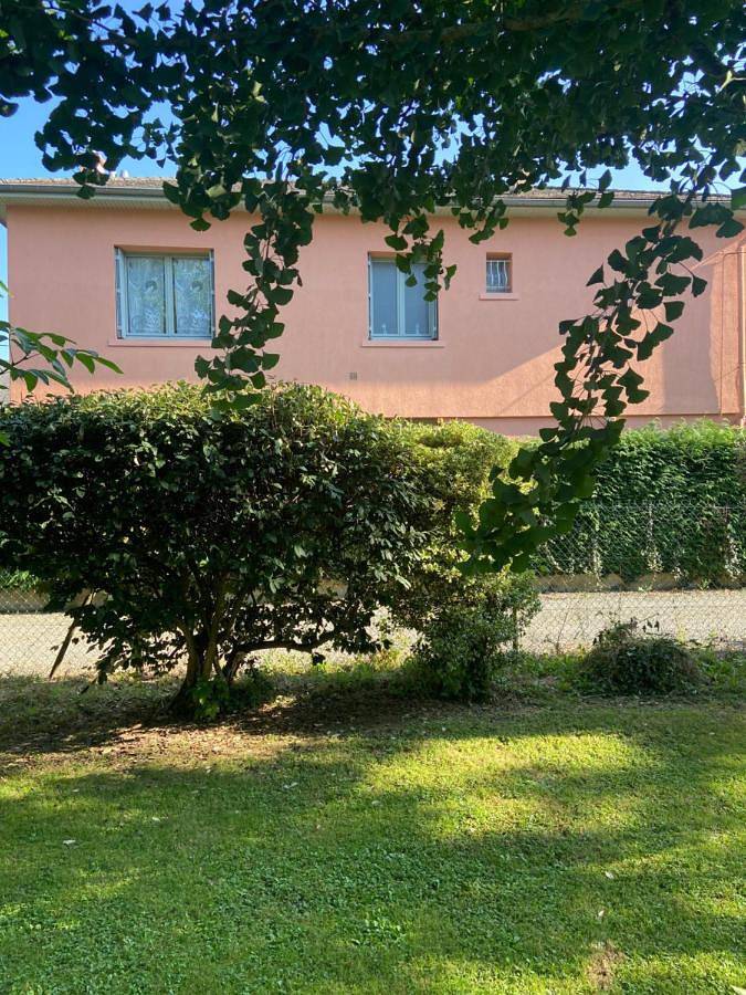 Gîte pour 2 personnes, avec vue et jardin, animaux acceptés à Gerde (homonymie) - 3