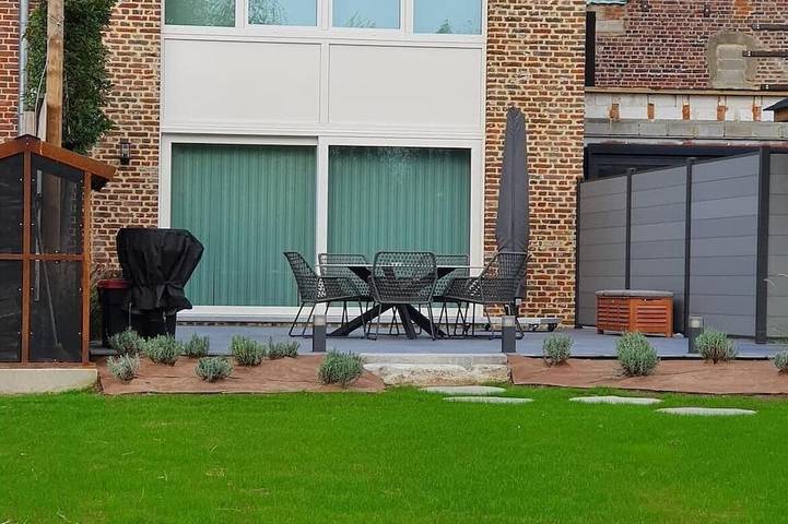 Location de vacances pour 6 personnes, avec Terrasse ainsi que Jardin et Sauna à Hannut