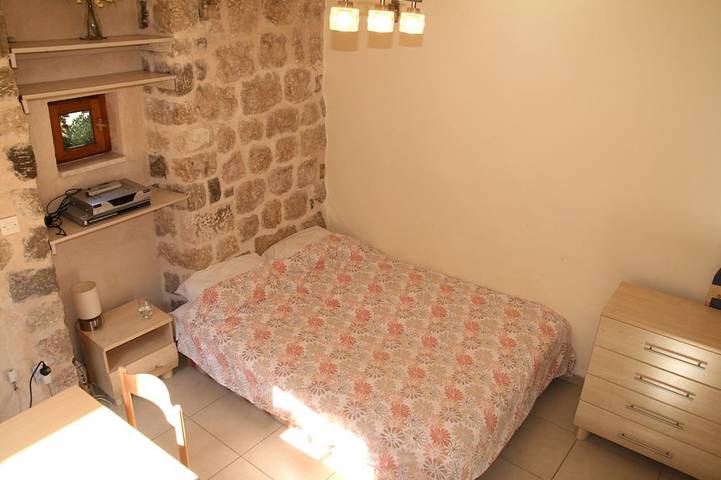 Gîte pour 2 personnes, avec terrasse et jardin à Kotor - 2