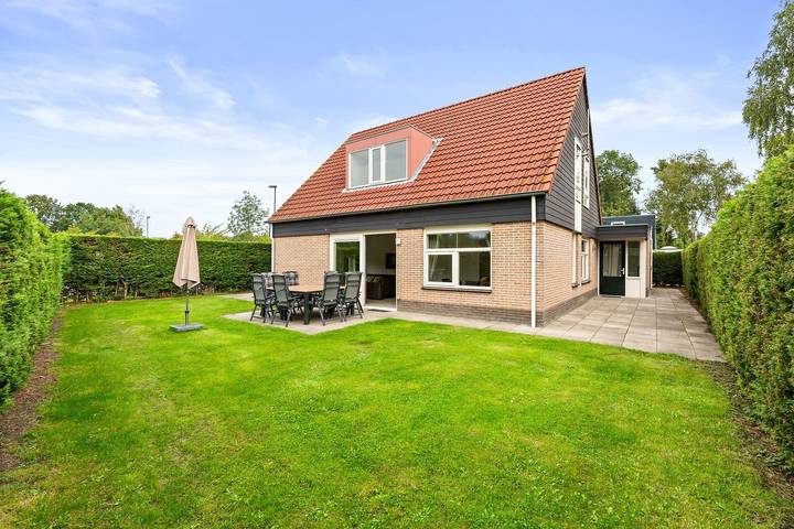 Vakantiehuis voor 10 personen, met tuin in Heinkenszand