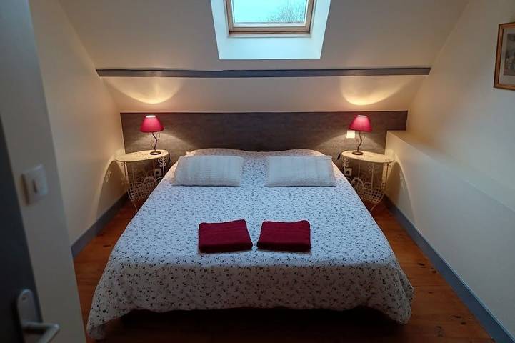 Gîte pour 10 personnes, avec jardin et terrasse à Sennevières - 2