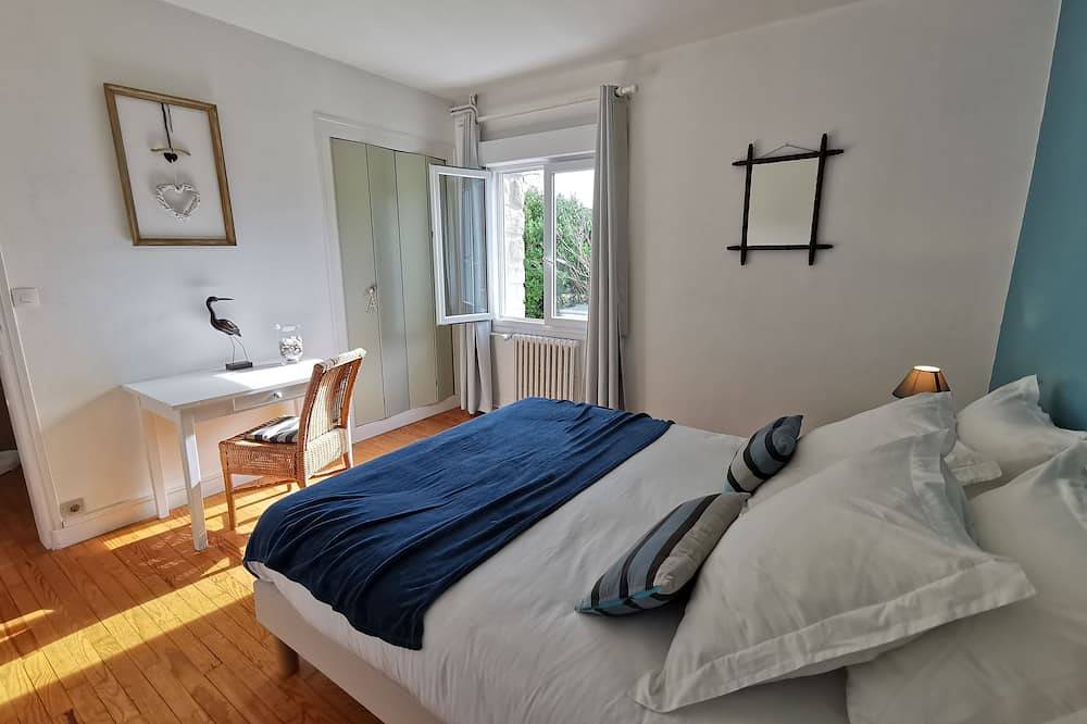 Appartement entier, Appartement La Torche pour 4 personnes 100 m plage pors carn Penmarch Bretagne in Penmarch, Côte de Cornouaille